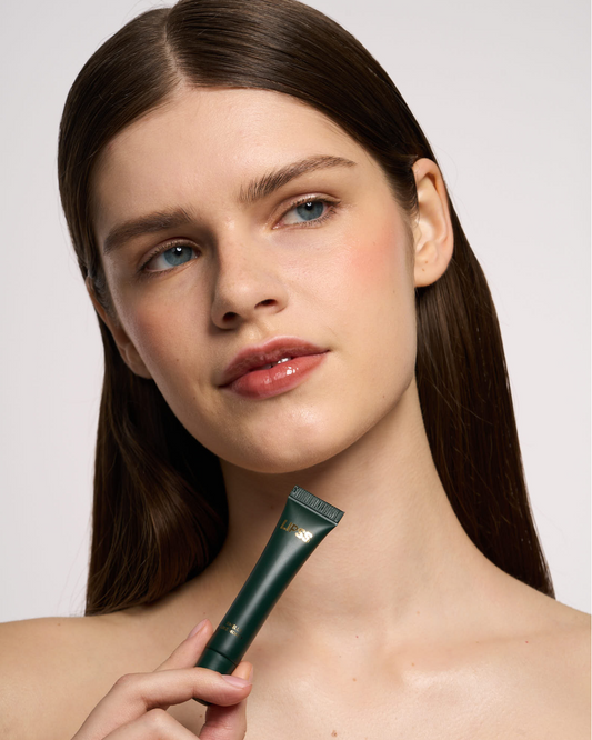 SMELLS LIKE MONEY LIPPER