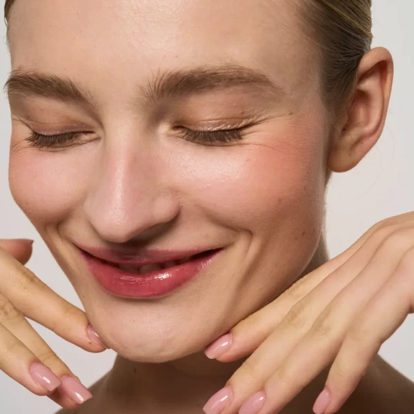 LIPSS Fig błyszczyk do ust — makijaż i pielęgnacja ust z efektem połysku