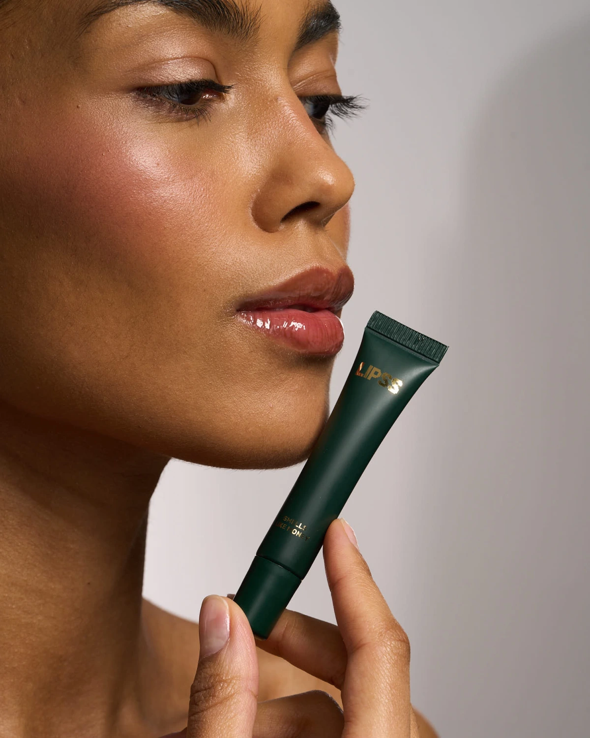 Lipper-błyszczyk do ust SMELLS LIKE MONEY